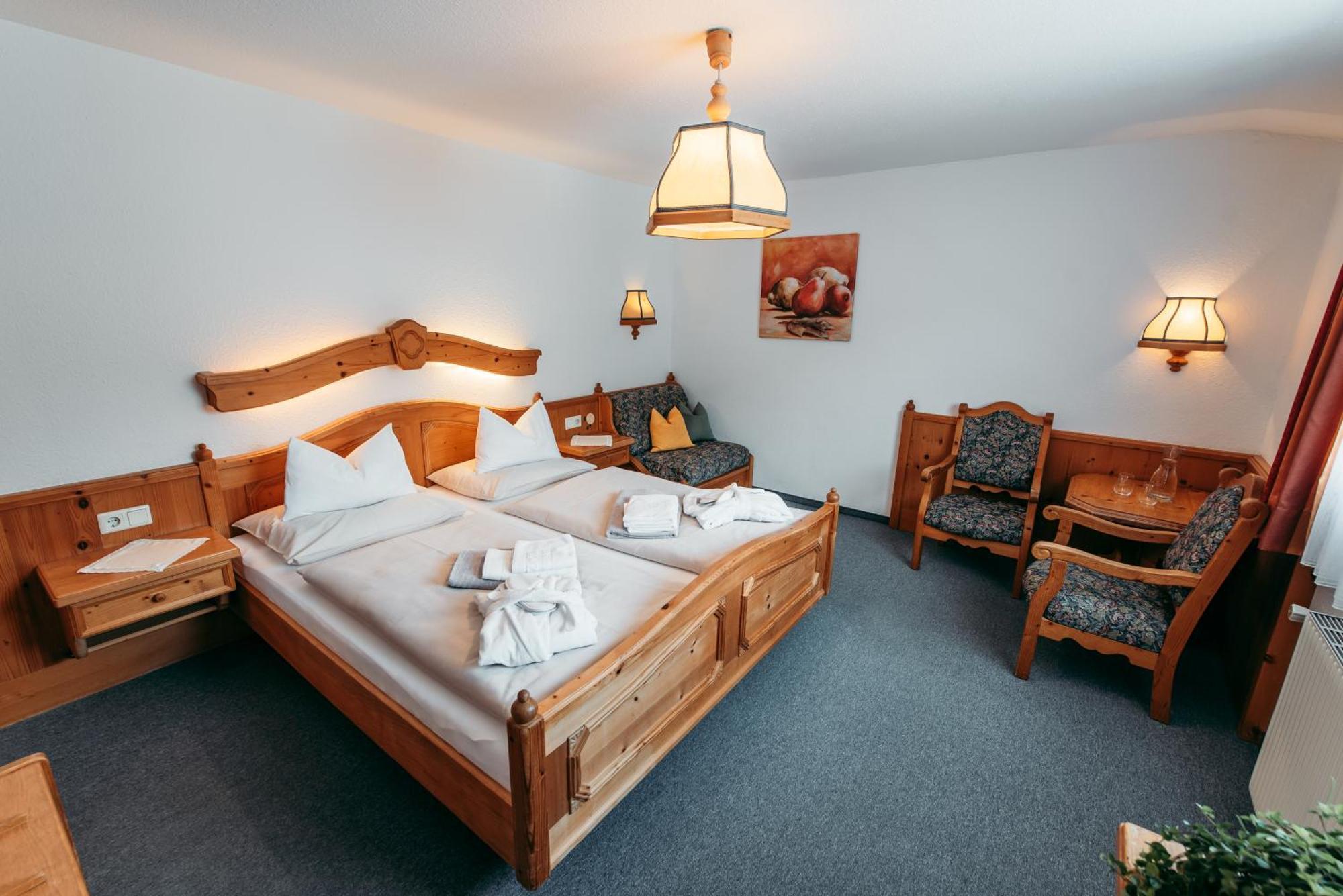 Wander- Und Wellnesshotel Kanzler Bad Mitterndorf Eksteriør billede