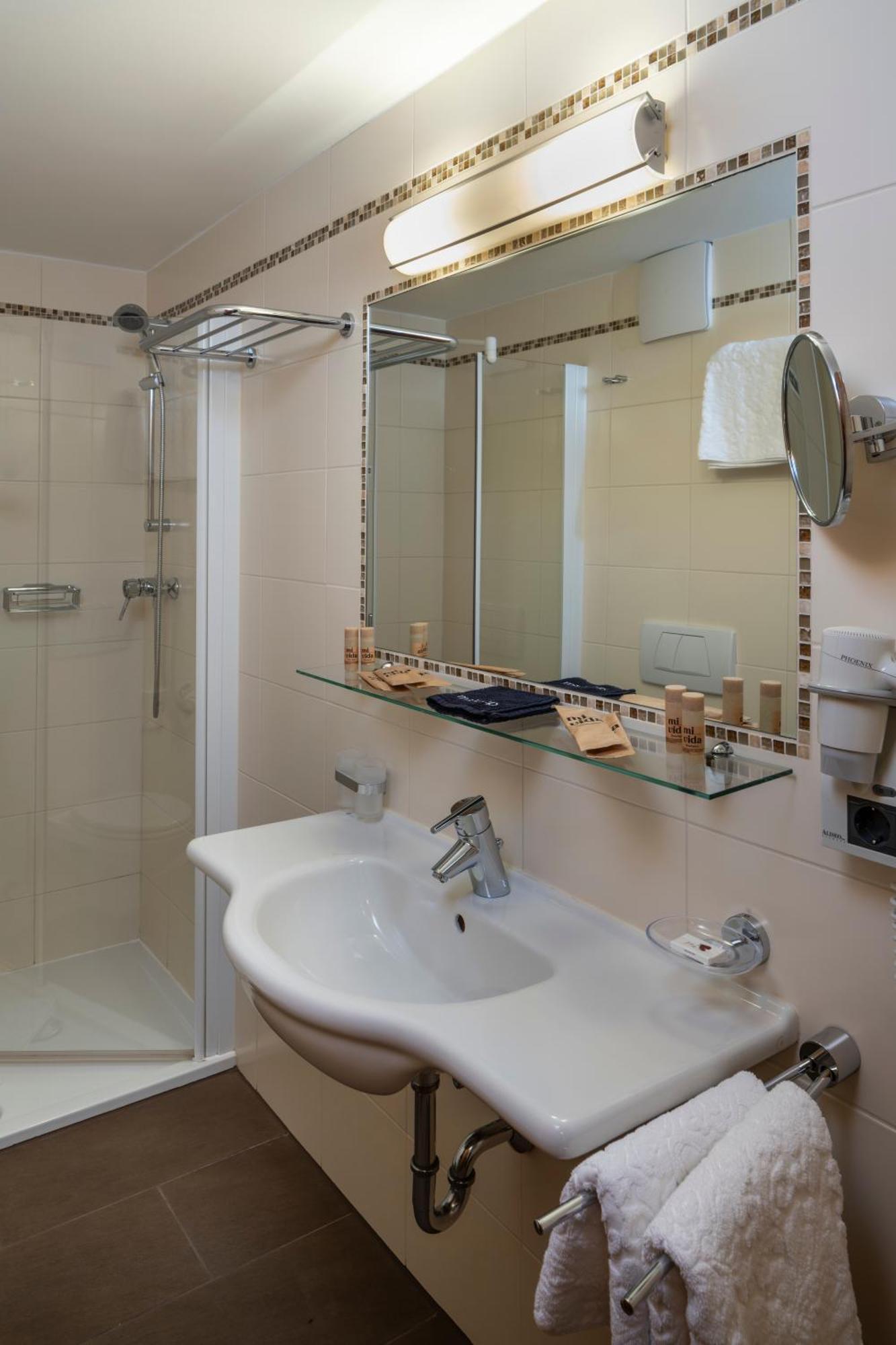 Wander- Und Wellnesshotel Kanzler Bad Mitterndorf Eksteriør billede